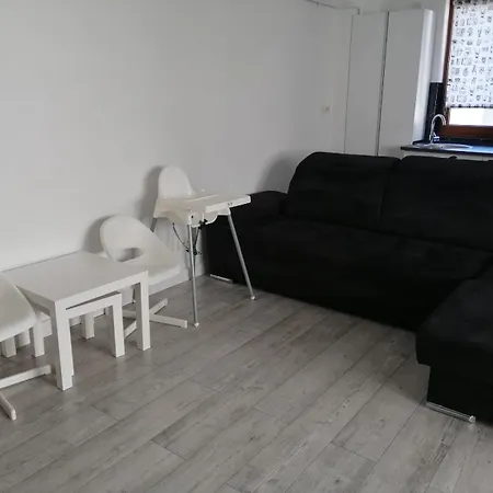 Sunshine Apartment *